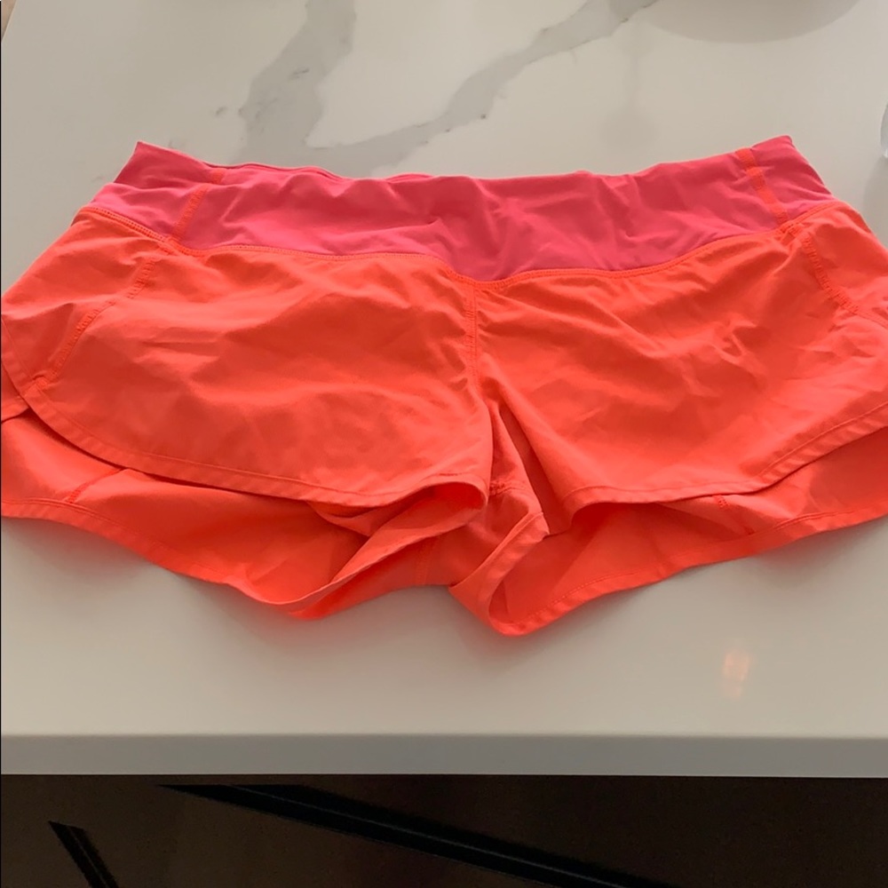 Lululemon Speed Up Short 
2.5"